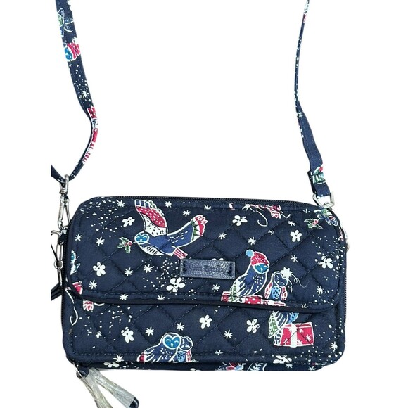 Vera Bradley Iconic RFID All In One CrossbodyHoliday Owls Retired 2018 MSRP $64 - Picture 3 of 6